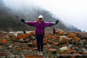Çin'de Otostop (Bölüm 4): Kemik Bileklik Hediyesi