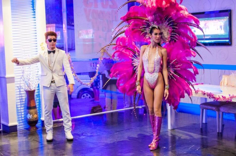 Bir Ladyboy ile İkinci Aşamaya Geldim