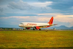 Avianca, CDG ve Bogota arasındaki günlük direkt uçuşlarla AF ile rekabet ediyor