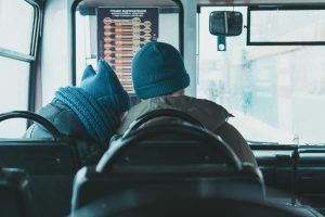 Bütçeniz kısıtlıyken harika bir romantik tatil nasıl geçirilir: 6 önemli ipucu