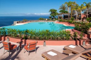 Ritz-Carlton Tenerife: The Retreat, özel havuzlar, yeniden tasarlanmış odalar ve özel avantajlar sunuyor