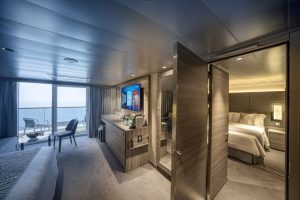 MSC World America, MSC Yacht Club Deluxe Suite, Connecting