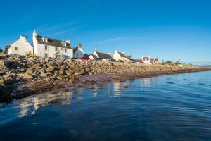 Neden İskoçya'da deniz manzarasının deniz manzarasında kalmıyorsunuz?