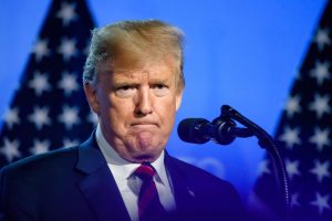 Trump: Bir düzine ülke için Amerika Birleşik Devletleri'ne girişin yasaklanması