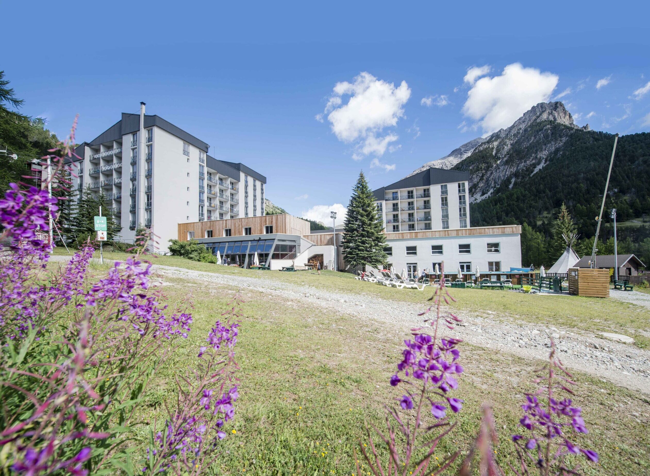 Yaz Tatil Kulüpleri Yaz 2025: Dağ Kazanıyor