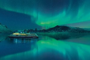 Hurtigruten her zaman "Kuzey Boreales vaadini" tutar