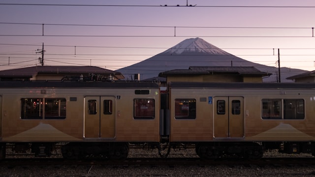 Japonya: Takımadaların bölgesel özgünlüğünü keşfetmek için 6 tren rotası