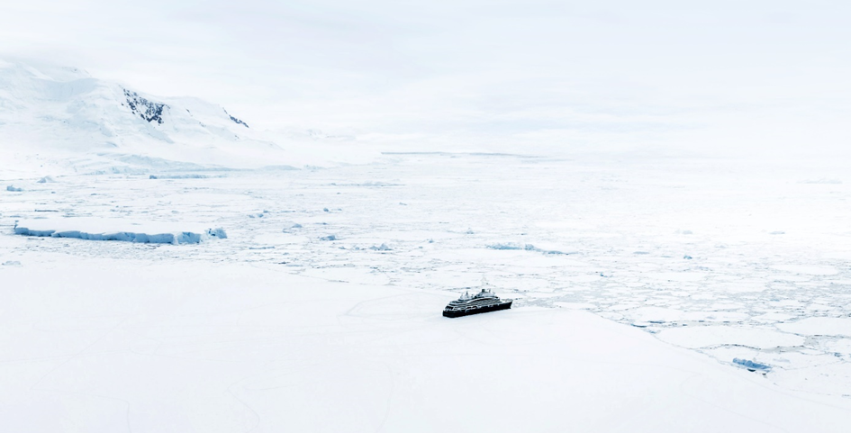Komutan Charcot ile Antarktika'nın etrafını dolaşmak: rezervasyonlar açık