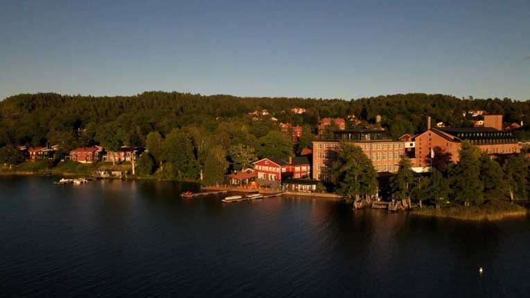 Ljungleden: Kayıp bisikletleri birbirine bağlamak için 170 km'lik İsveç asfaltı