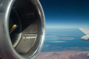 Air India: Boeing 787 kazası motor yakıt kesintisinden kaynaklandı