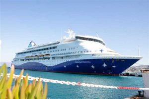 Cruise: Celestyal, Hürmüz Boğazı'nın güvenliğini sağlıyor ve yaz sezonunu onaylıyor